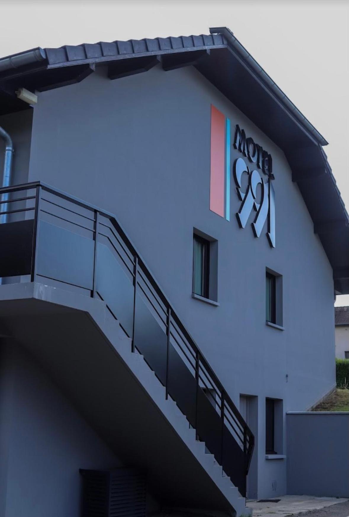 Motel 991 لو فيفيي دو لاك المظهر الخارجي الصورة
